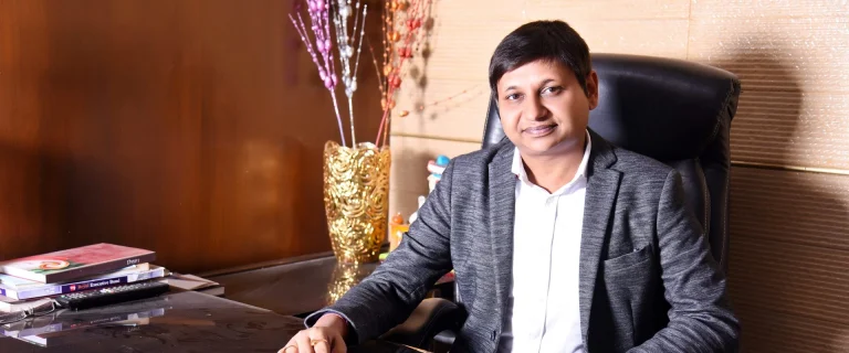 Saket Agarwal : Founder of lazyjojo