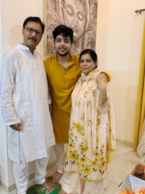 Siddharth Slathia.Family