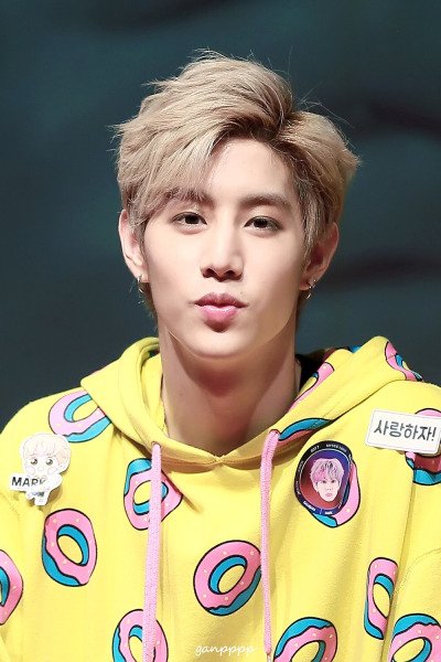 Mark Tuan Wiki Age Height Family Biography And More