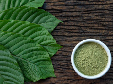 Kratom has been around for some time here in the US, and it helped many when struggling with some of the most annoying symptoms that can ruin everyone’s day. While some use Kratom to enhance their health, others use it for recreational purposes.