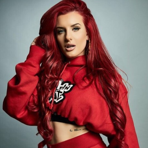 Justina Valentine