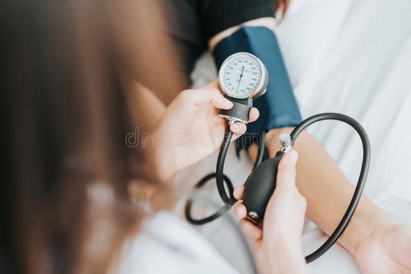 Measuring Blood Pressure With a Sphygmomanometer: