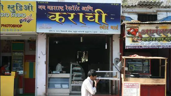 Shops in Mumbai to mandatorily have Marathi shop signs orders BMC
