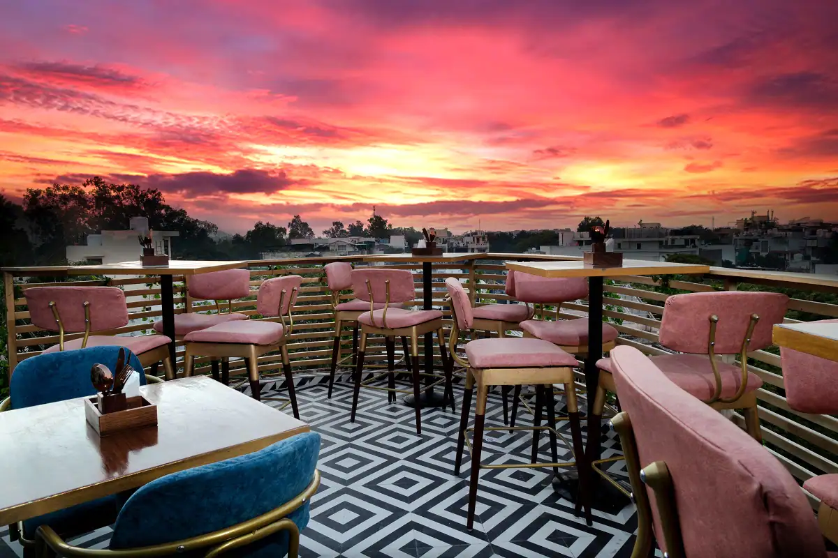 8 Stunning Rooftop Restaurants in Delhi