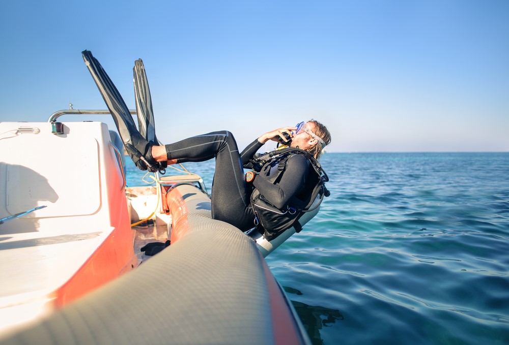 7 Tips To Avoid Seasickness While Diving
