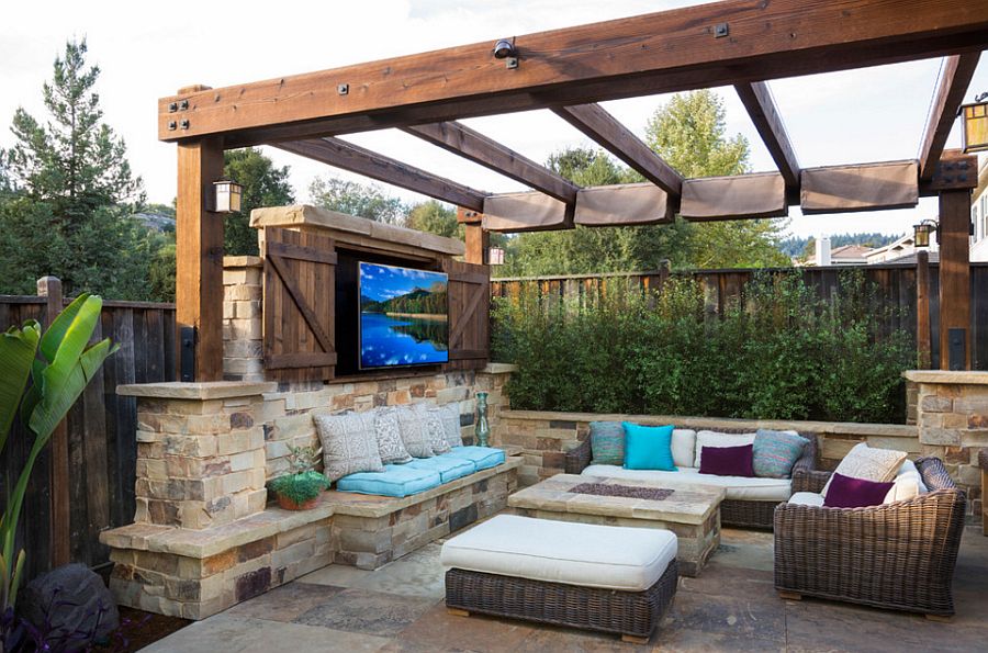 Outdoor TV cover Fireplace