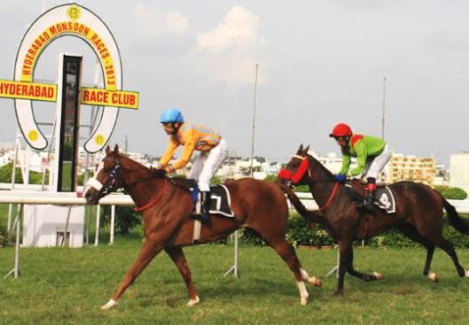 Top 8 Most Beautiful Racecourses in India