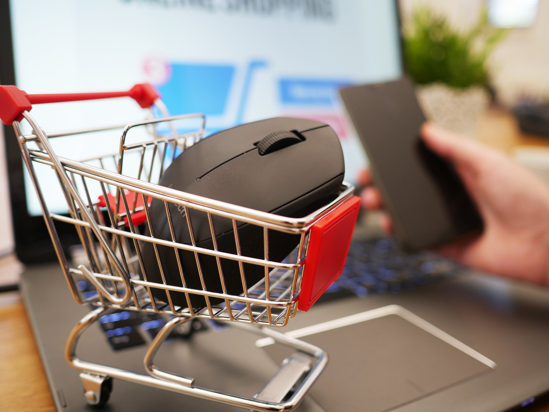 Smarter online shopping: get the best deals, prices and protect data