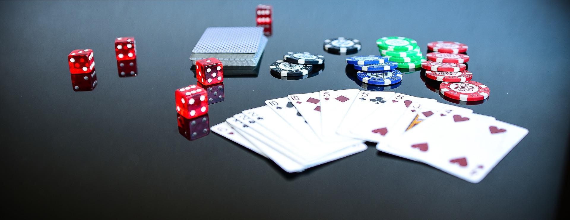 Must-Know Benefits of Gambling Online