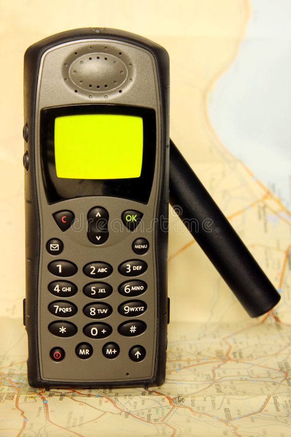 What’s the Best Satellite Phone for Sailors?