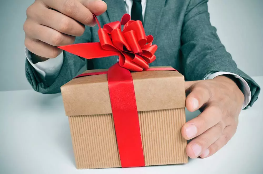 corporate gifting ideas1