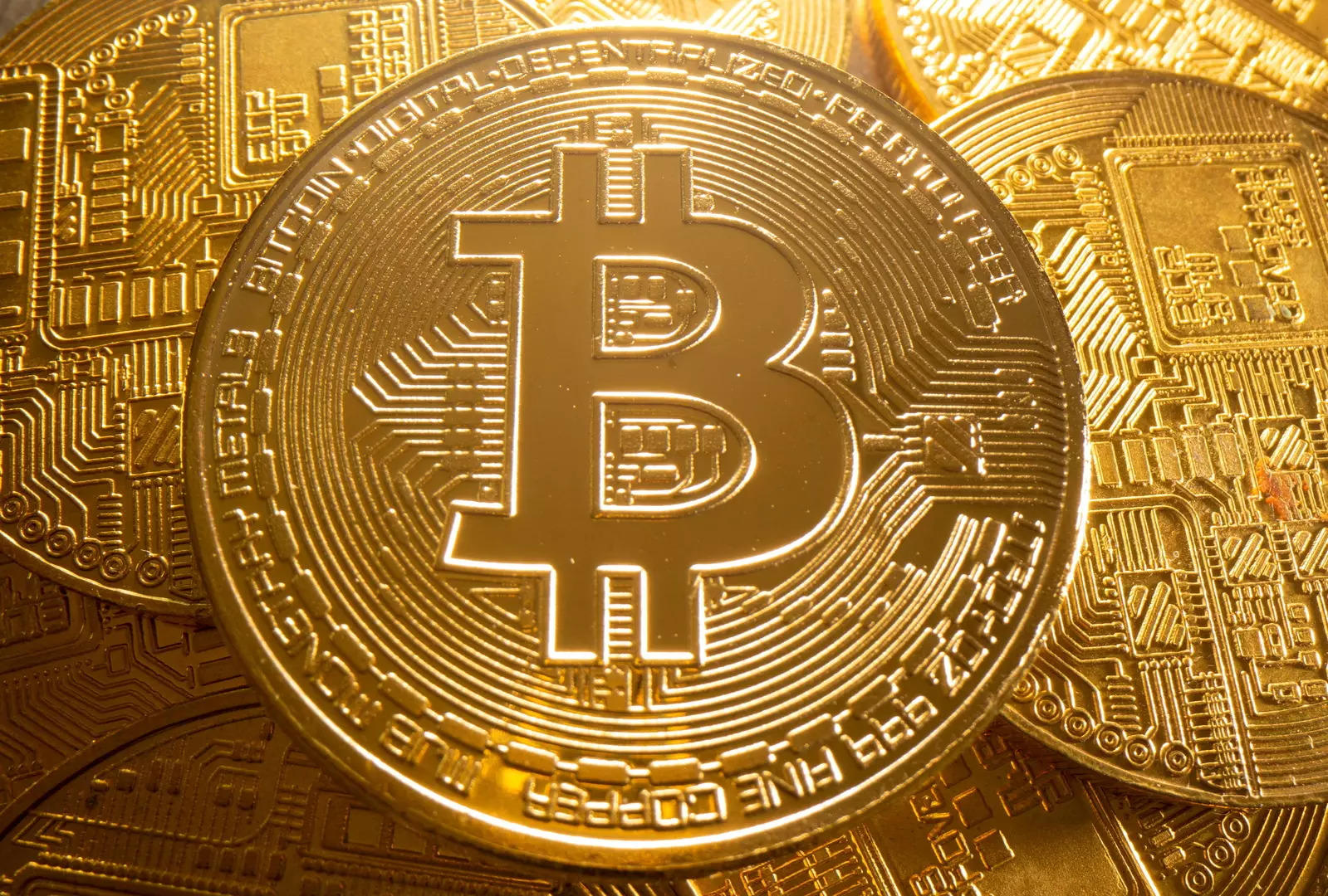 crypto price today bitcoin barely holds 20000 solana avalanche plunge up to 13