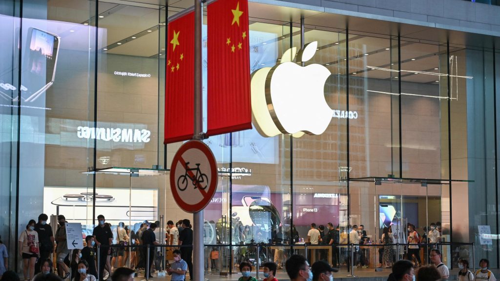 Covid lockdowns to cost Apple 6 million iPhone Pros in China