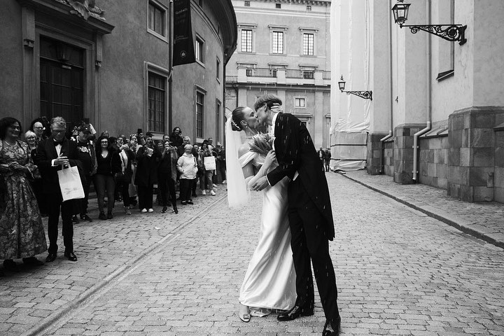 Frida Gustavsson's wedding picture with her husband 