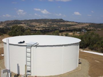 Large Water Tanks
