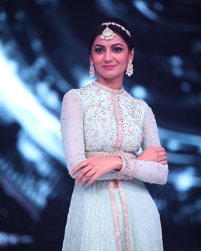 Sriti Jha image