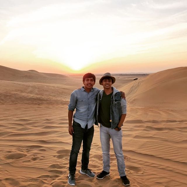 Aatur Harshad Mehta with his friend 