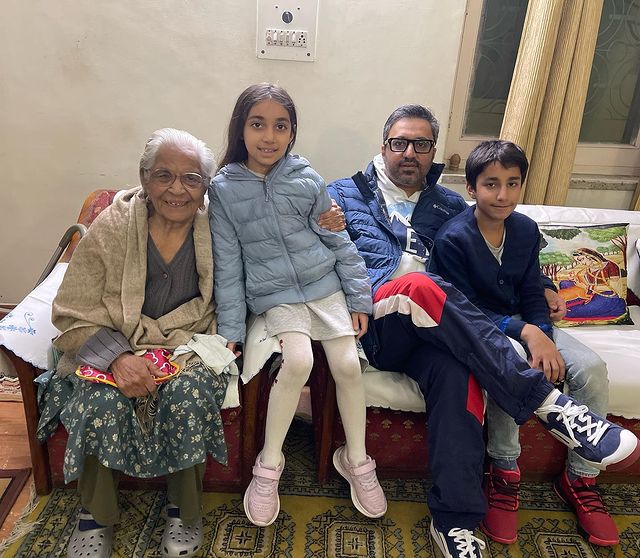 Ashneer Grover: Wiki, Biography, Age, Family, Height, Career, Net Worth, Relationship, and More 9 Ashneer Grover with his family