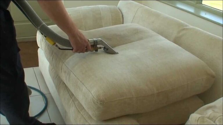 Advantages Of Hiring Commercial Upholstery Cleaning Service