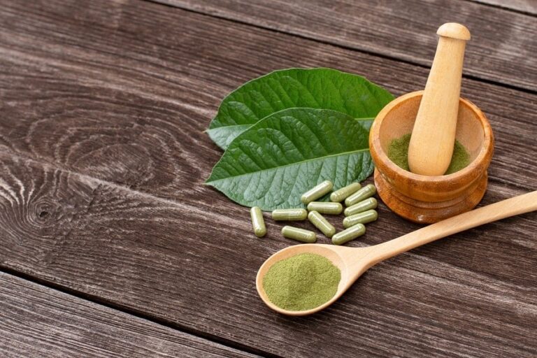 Pros and Cons of Kratom Extract Shots, the Facts, and Everything You Should Know