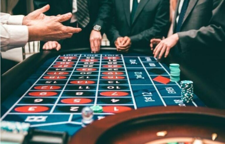 Key Differences You Need to Know in Online and Offline Casinos 1