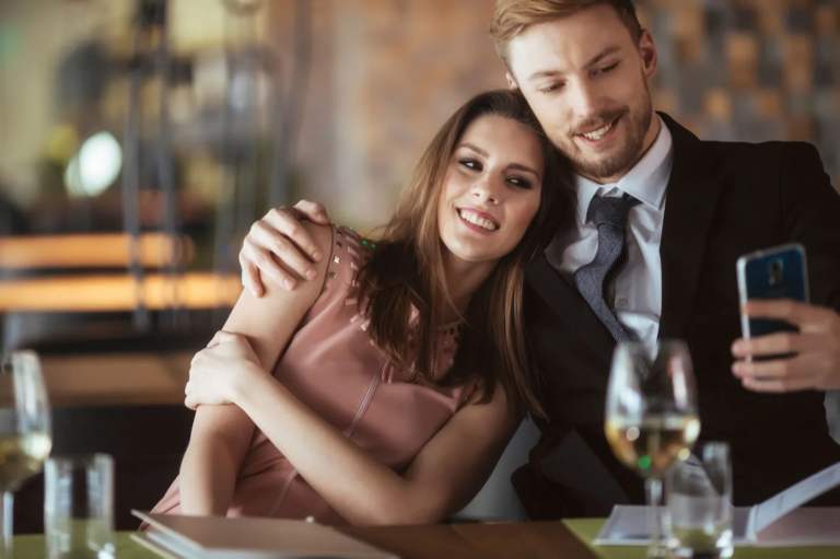 The Ultimate Guide to Dating Rich Singles: Tips and Tricks for Landing a Millionaire