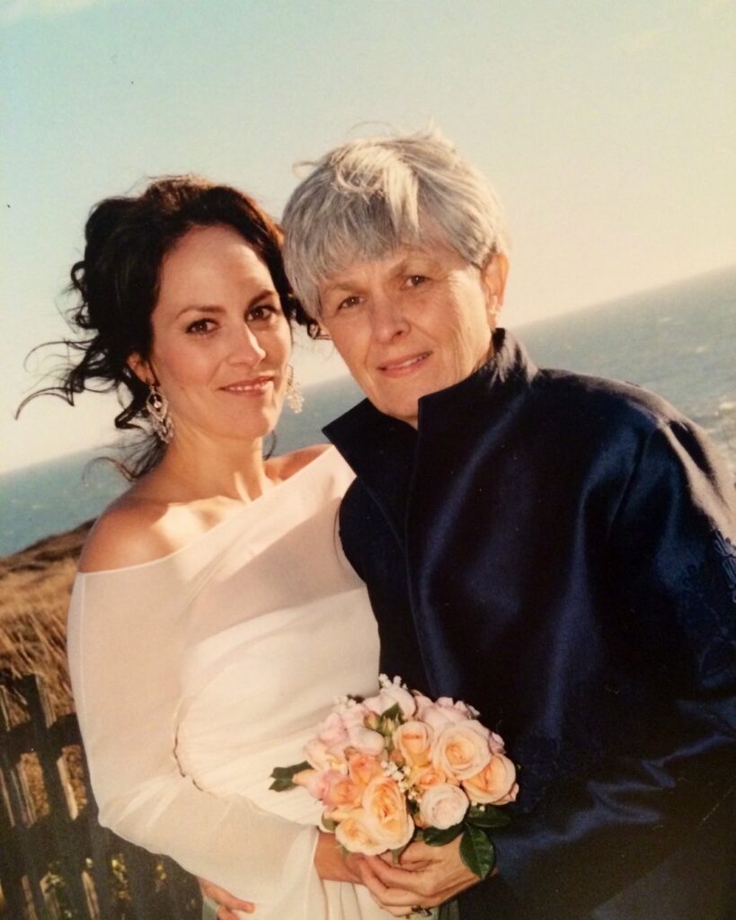 Annabeth Gish with her mother image