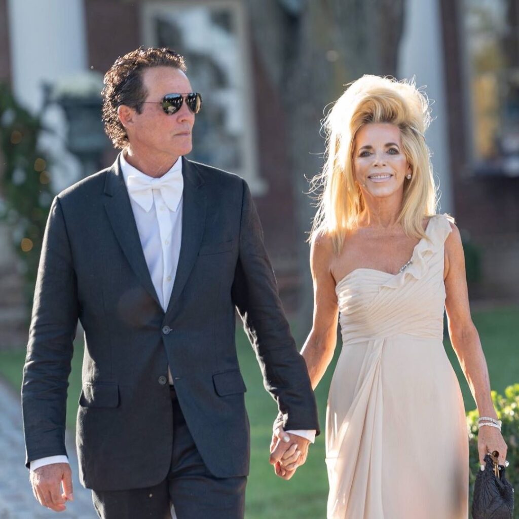 Joe Lara: Wiki, Age, Family, Career, Net Worth, Girlfriend, and More 5 Joe Lara and his wife