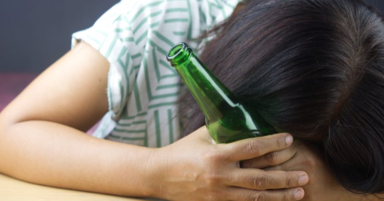Why Is Alcohol Addictive? Signs That You May Be Struggling with Alcoholism