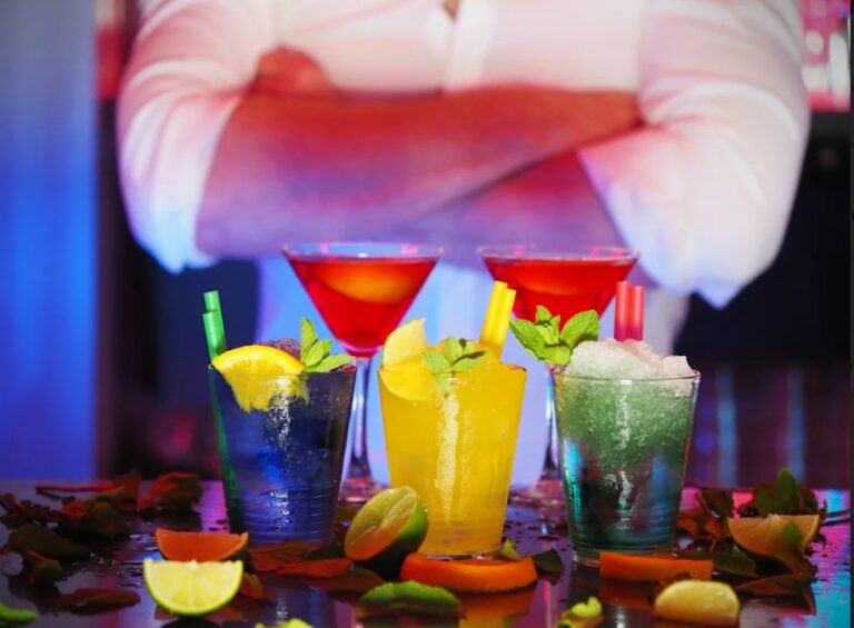 How To Become A Bartender in California