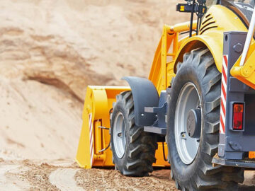 The Benefits of Earthmoving Equipment Finance for Your Business