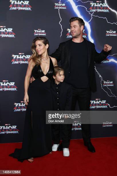 Sasha Hemsworth with his family image