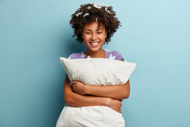 Custom Body Pillows vs. Regular Pillows: Which is better for Your Health?