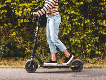 The Advantages of Owning an Electric Scooter: A Comprehensive Guide
