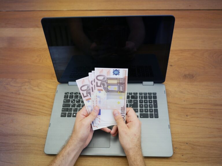From Novice to Pro: Tips for Making Quick Profits with Online Bookmakers