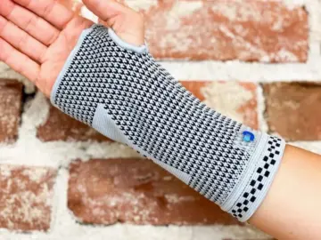 Compressa Wrist Sleeve Reviews { Official Website} Does Compressa Wrist Sleeve really works? Don't Buy Until You Read This Report USA/CAN [ Best Ecom product 2023]