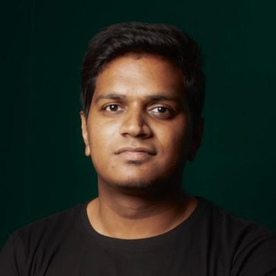 Mayur Bhangale is the third founder and CTO of Sourcewiz
