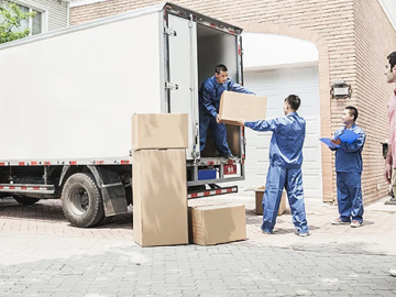 Advantages of Hiring Professional Packers and Movers for Home Relocation