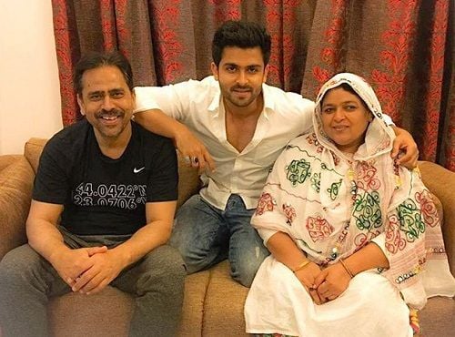 Shoaib With his Parents
