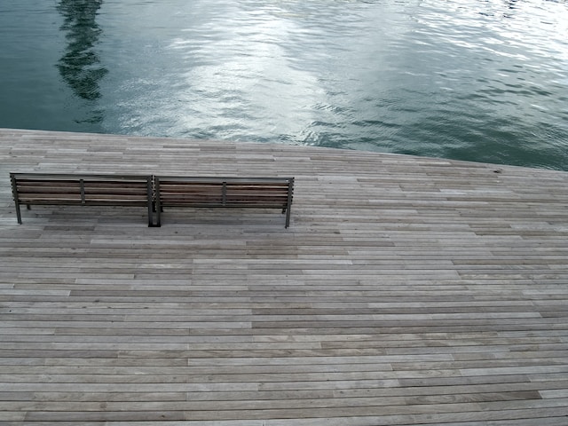 What Are The Australian Requirements For Decking?