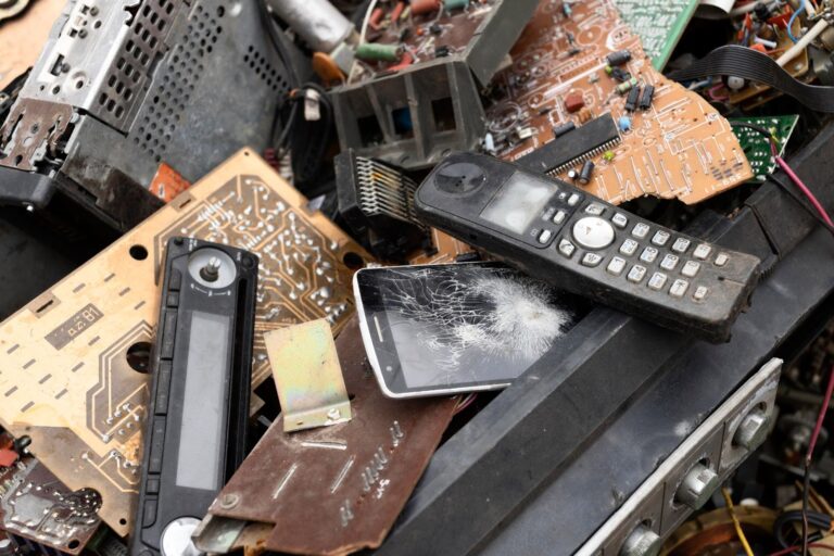 How to Safely Dispose of Old IT Equipment: Best Practices