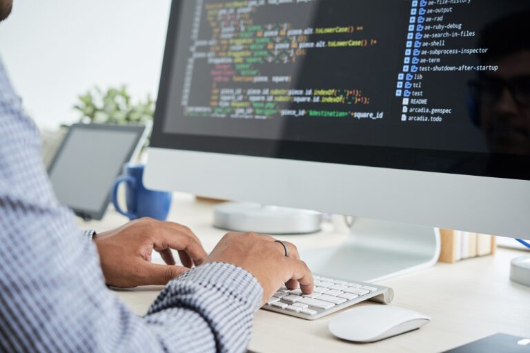 The Comprehensive Guide to the Custom Software Development Process