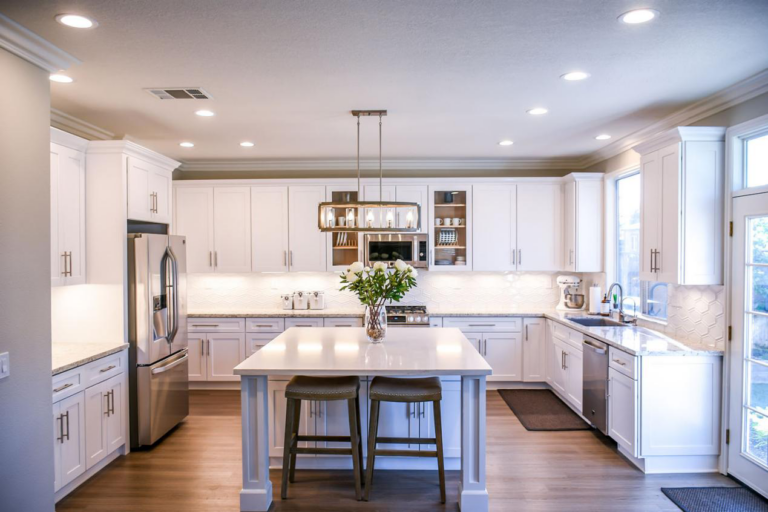 Factors to Consider When Choosing Your Kitchen Cabinet Style
