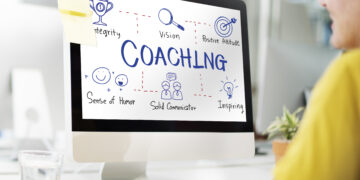 The Game-Changer in Sales: Harnessing the Power of Real-Time Coaching