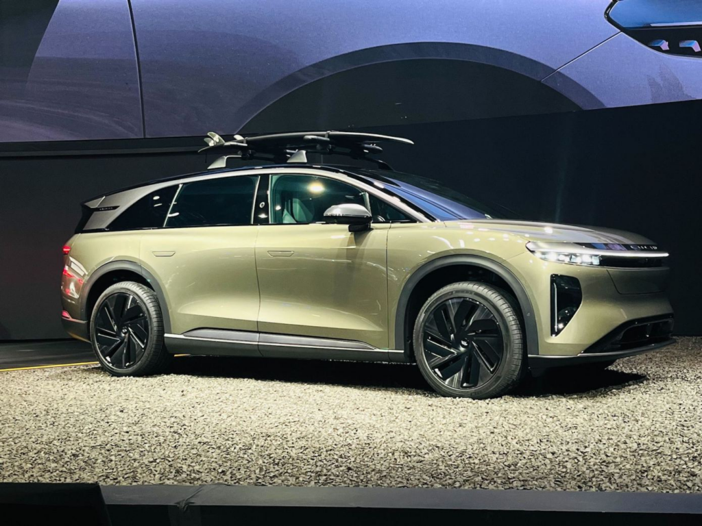 All-Electric Lucid Gravity SUV Image