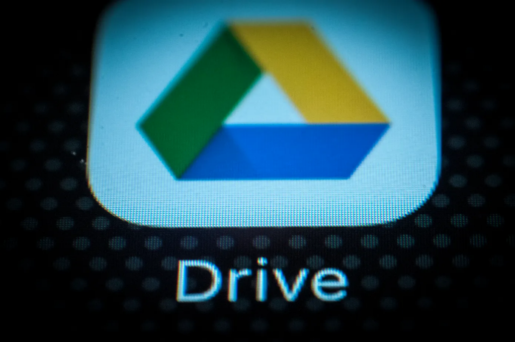 Google Drive Struggles with Missing Files Bug Image