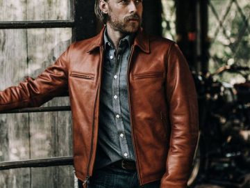 Are Leather Bomber Jackets Fashionable?