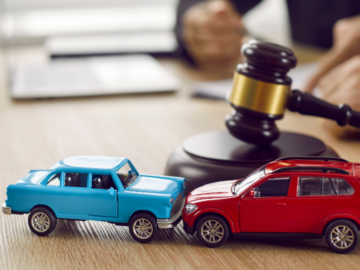 The Importance of Communication with Your Car Accident Lawyer (staying informed and involved)